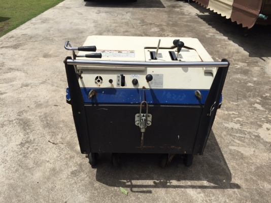 รถกวาดถนน เก็บขยะ ดูดฝุ่น HOWA รุ่น HF58 มือสองจากญี่ปุ่น