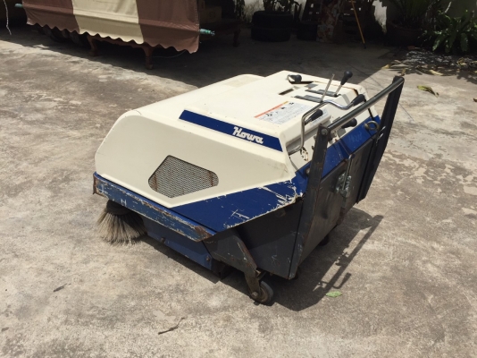 รถกวาดถนน เก็บขยะ ดูดฝุ่น HOWA รุ่น HF58 มือสองจากญี่ปุ่น