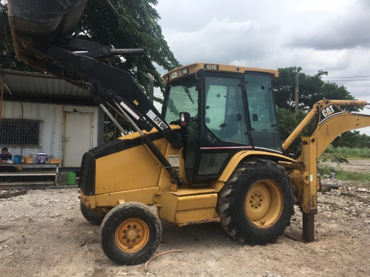 ขายด่วน ตักหน้าขุดหลัง CAT424D สวยพร้อมใช้ ด่วนลดเหลือ 490,000บาท