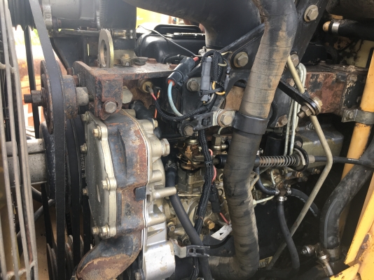 ขายด่วน ตักหน้าขุดหลัง CAT424D สวยพร้อมใช้ ด่วนลดเหลือ 490,000บาท