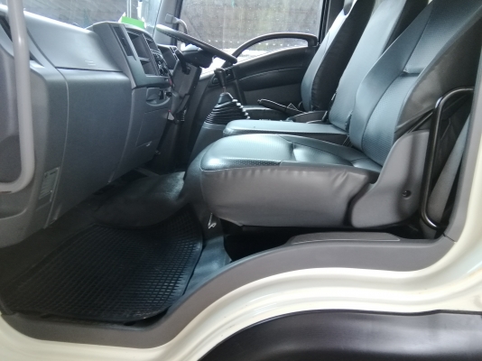 6 ล้อดัมพ์ *EURO.3* ISUZU FRR 210 แรงม้า *ยาว 4.00 ม.* รถสวยเดิมทั้งคัน+เดิมทุกชิ้น * รถห้างแท้ * ปี