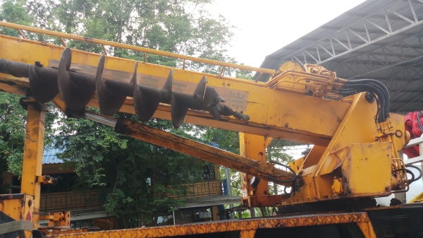 ขายชุดหัวสว่านเจาะ AICHI รุ่นขาไขว้ นำเข้าจากญี่ปุ่น พร้อมใช้งาน (ไม่รวมรถ)