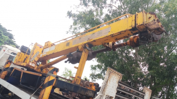 ขายชุดหัวสว่านเจาะ AICHI รุ่นขาไขว้ นำเข้าจากญี่ปุ่น พร้อมใช้งาน (ไม่รวมรถ)