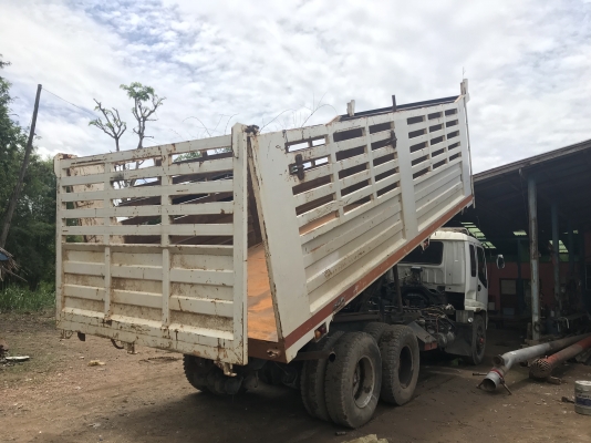 ใครชอบใหญ่ยาวจัดไป ยาว6.20กว้าง2.60ดั้มเตี้ยครบชุดอยู่กำแพงเพชร120000ติดต่อ0988500292