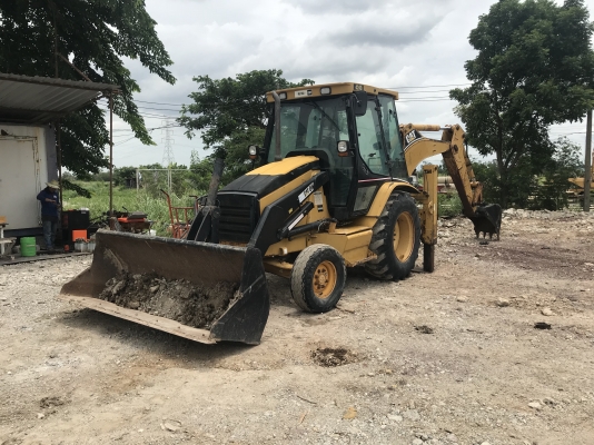 ขายรถตักหน้าขุดหลัง CAT424D