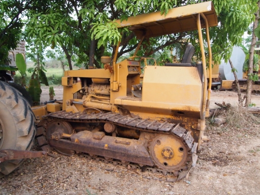 รถดันดินตีนตะขาบ Caterpillar D3 พร้อมลุยงาน เอกสารอินวอย์ครบ