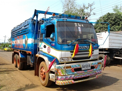 ขาย 10ล้อพ่วงแม่ลูกดั๊ม ISUZU DECA 270 EURO l (ยูโรวัน) แม่ปี46 กระดั๊มมิเนียม ลายสวยจัด พื้นดีไม่ผุ เครื่องเดิม เกียร์เดิม แห้งดี แรงไม่ตก ไม่หลวม ช่วงล่างสวยคัสซีดี ยางสวย10เส้น แอร์ หร้อม ภายในสวย คอนโซลครบ สะอาด หัวบางไม่ผุ ลูก2คานดั๊ม สามมิตรลอนเฉียง