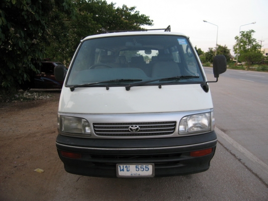 ขายรถตู้ TOYOTA ตามสภาพพร้อมใช้งาน