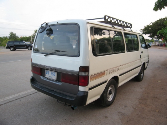 ขายรถตู้ TOYOTA ตามสภาพพร้อมใช้งาน