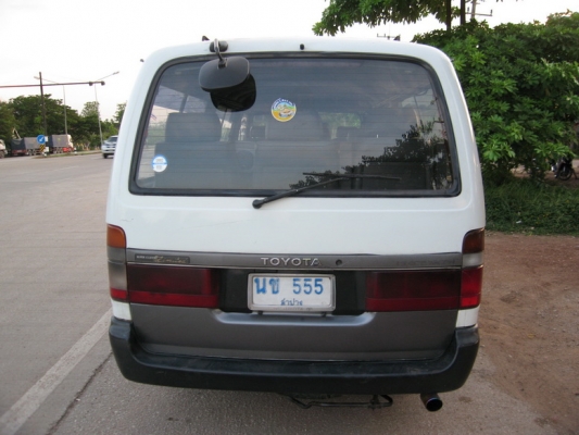 ขายรถตู้ TOYOTA ตามสภาพพร้อมใช้งาน