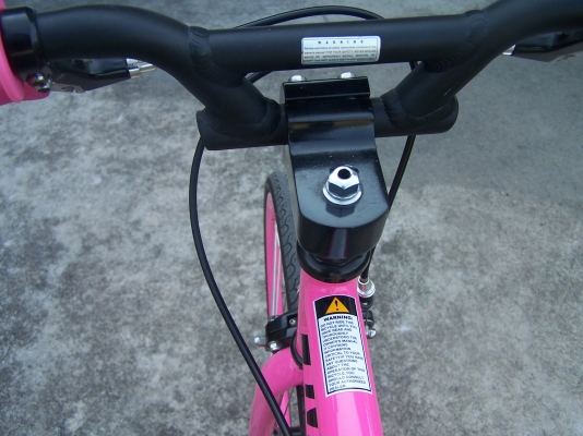 ลดสุดๆ ฟิกเกียร์ สีสลิ่ม ยี่ห้อ schwinn รุ่น cutter the 411 รถปี 2011