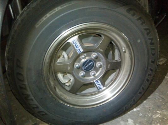 ขายล้อแม๊กกระบะเท่ๆสองวง  3500  ขอบ16 2วง ไว้หลังงามแท้