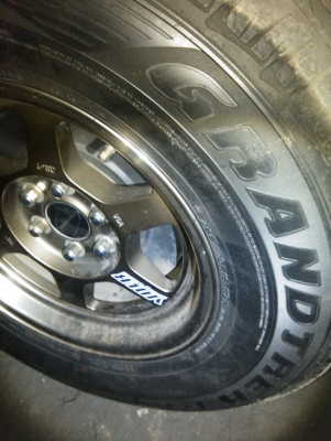 ขายล้อแม๊กกระบะเท่ๆสองวง 3500 ขอบ16 2วง ไว้หลังงามแท้ ขายล้อแม๊กกระบะเท่ๆสองวง 3500 ขอบ16 2วง ไว้หลังงามแท้