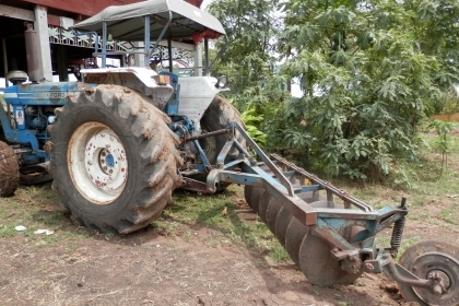 รถไถนาFORD 6600 เสื้อเรียบ ปั้มแบน ผาน7+ดันหน้า