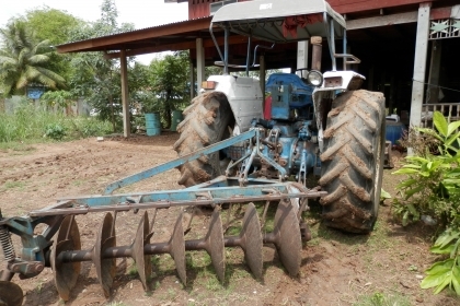 รถไถนาFORD 6600 เสื้อเรียบ ปั้มแบน ผาน7+ดันหน้า