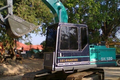 KOBELCO SK100 MACK 1เปลียนเก๋งKOMATSUคอนโทรนสั้น