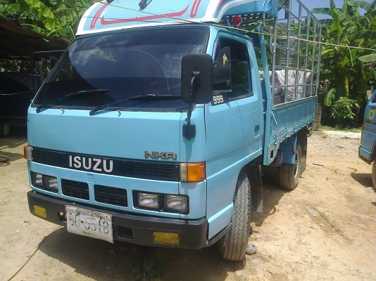 (ลงรายละเอียดใหม่)4ลั้อ85แรง ISUZU NKR รถออกห้างแท้ สวยๆพร้อมใช้ราคา170000.