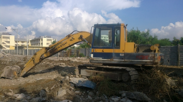 ขายรถแมคโค KOMATSU PC100-3