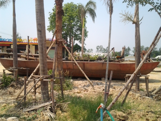 ขายด่วน..เรือดูดทราย เครื่องยนต์ฮีโน่ HINO EF V8 เครื่องยนต์ 550 แรงม้า ท่อดูด 8 นิ้ว ดูดแรง เต็มท่อ ๆ ได้ทรายมาก เกินคุ้ม.