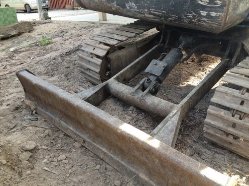 ขายรถขุดเล็ก KOMATSU PC30-7 สภาพพร้อมใช้ราคาเบาๆ