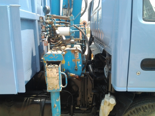 ขายด่วน..รถหกล้อ ISUZU NPR ปี 38 ติดเครน TADANO 2.5 ตัน รถสวย พร้อมใช้ มีทะเบียนครบ ราคาต่อรองได้.