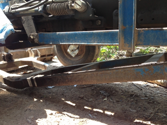 ขาย รถไถFORD 77 T3ท้าย 6600 ตัวเต็ม 1เพลา สภาพดี  ทำงานดี  พร้อมอุปกรณ์ 2 ชิ้น ใบดันหน้า และ ผาน 7  มีทะเบียนพร้อม พร้อมใช้พร้อมลุยงาน ราคาต่อรองได้ โทร 081-9972972