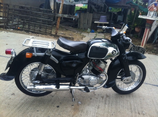 ขาย c95 สวยๆ มีเอกสาร สตาร์ทมือได้ เครื่องดีมากๆ ของเดิมเยอะ สีสวย 0918759329