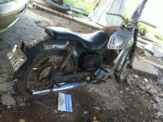 ขาย c92 โครงbenly ของมีตามรูป ถุกๆ เอาไปปั้นต่อ 8900  0819884773