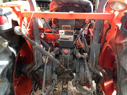 ขายรถไถ KUBOTA L4508 พร้อมอุปกรณ์ดันหน้าตราช้าง สวยเดิมๆ