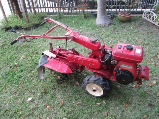 รหัส:13001133รถพรวนดินเดินตามเครื่องเบนชิลG510L(5.0ps)เป็นรุ่นกระทัดรัดชุดพรวนดินกว้าง40cm.www.nihonmono.com