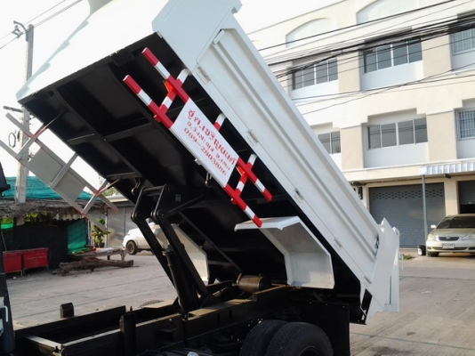 ขายรถดั้มเก่านอก ขายรถดั้มเก่านอก