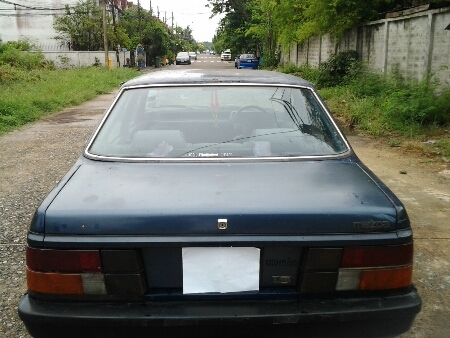 ขายรถยนต์ ปี83 มาสด้า 626 เครื่อง1600cc.ติดแก๊ส เกียร์ธรรมดา แอร์ไม่เย็น ล้อแม็ก ภายในดี รถขับดี ช่วงล่างดี ขายถูกๆตามสภาพ