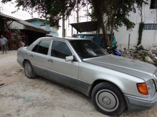 ฝากขายBENZ 124 สักคัน(ลดราคา) ฝากขายBENZ 124 สักคัน(ลดราคา)