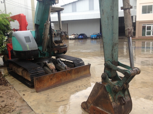 ขายแบคโฮ โกเบ KOBE แทรกใหม่ นำเข้าและจัดจำหน่ายโดย บริษัท ชัยเสรียานยนต์ จำกัด ติดต่อโดยตรงที่ 086-0801238 ทางบริษัทมีบริการเช่าเครื่องจักร รายวัน/รายเดือน ซ่อมบำรุงเครื่องจักร/รถบรรทุก ใกล้นิคมอุตสาหกรรมเกตุเวย์ ขายแบคโฮ โกเบ KOBE แทรกใหม่ นำเข้าและจัดจำหน่ายโดย บริษัท ชัยเสรียานยนต์ จำกัด ติดต่อโดยตรงที่ 086-0801238 ทางบริษัทมีบริการเช่าเครื่องจักร รายวัน/รายเดือน ซ่อมบำรุงเครื่องจักร/รถบรรทุก ใกล้นิคมอุตสาหกรรมเกตุเวย์