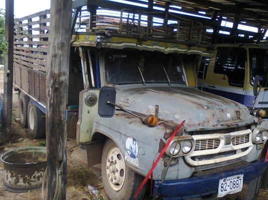 ขายสิบล้อหัวยาว 2 เพลา เครื่อง 6BD1 165HP สโลว์กลาง