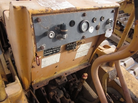 ขาย-รถดันดิน FURUKAWA: CD5P เครื่อง 4 สูบ ใบมีด 6 ทิศทาง ตีนเป็ด 500 มม. ขาย-รถดันดิน FURUKAWA: CD5P เครื่อง 4 สูบ ใบมีด 6 ทิศทาง ตีนเป็ด 500 มม.