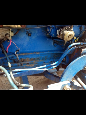 ขายรถไถ Ford 6600 NEW HOLLAND สภาพดี ราคาต่อลองได้ค่ะ