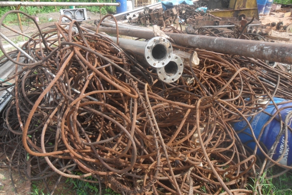 ขายเหมายกกอง ประมูลมาครั้งแรก กำไรนิดหน่อยก็ขายแล้วครับ แสตนเลส ทองแดง อลูมิเนียม เหล็ก เหล็กหล่อ น้ำหนักโดยประมาณ 75ตัน