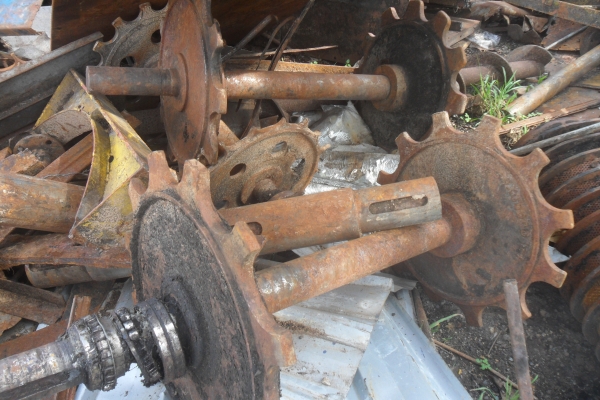 ขายเหมายกกอง ประมูลมาครั้งแรก กำไรนิดหน่อยก็ขายแล้วครับ แสตนเลส ทองแดง อลูมิเนียม เหล็ก เหล็กหล่อ น้ำหนักโดยประมาณ 75ตัน