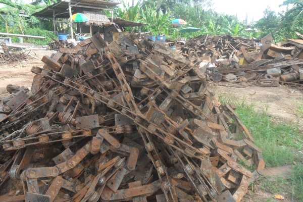 ขายเหมายกกอง ประมูลมาครั้งแรก กำไรนิดหน่อยก็ขายแล้วครับ แสตนเลส ทองแดง อลูมิเนียม เหล็ก เหล็กหล่อ น้ำหนักโดยประมาณ 75ตัน