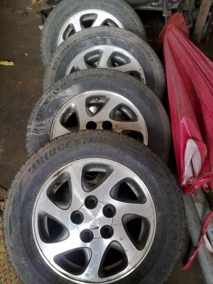 ล้อแม็ก โตโยต้า แคมมีรี่ สี่ล้อ