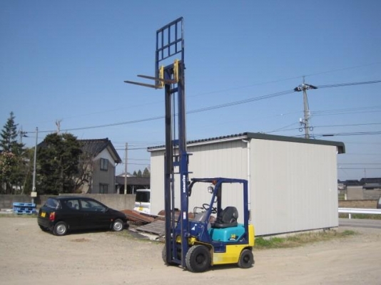 ขายฟอร์คลิฟต์ KOMUTSU FG14T-17 เสา 4 เมตร ใช้งานมาน้อย 5200 ช.ม เกียร์ AT ขอบคุณมากครับคุณก๊อป ขายฟอร์คลิฟต์ KOMUTSU FG14T-17 เสา 4 เมตร ใช้งานมาน้อย 5200 ช.ม เกียร์ AT ขอบคุณมากครับคุณก๊อป