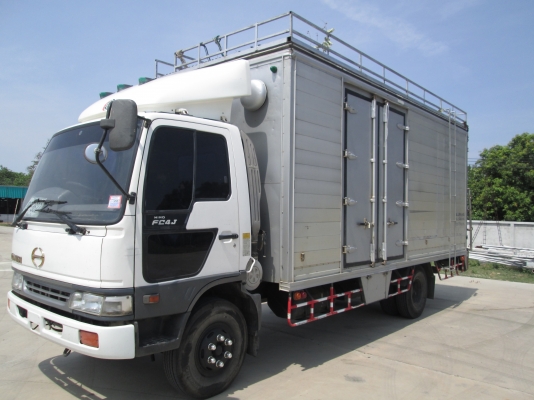 ขาย HINO FC สมอทอง รถห้าง ปี47 ตู้แห้ง 3 บานยาว 5.5 m สวยสดมาก ต่อรองได้คับ