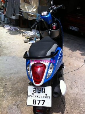 ขาย HONDA Scoopy i สีน้ำเงิน-ขาว รถ 2 เดือน ไมล์แท้ 5038 Km.