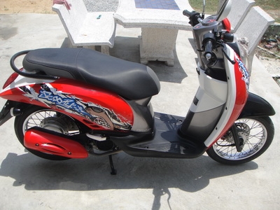 scoopy ปี 55 เดิมๆราคาโดนใจ