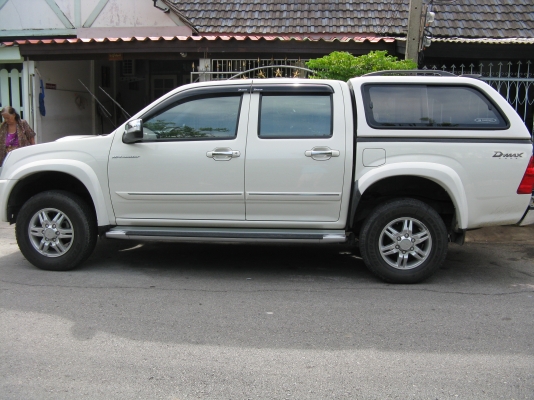 ขายD max ปี2009 มือเดียวออกห้าง ใช้น้อย เจ้าของขายเอง