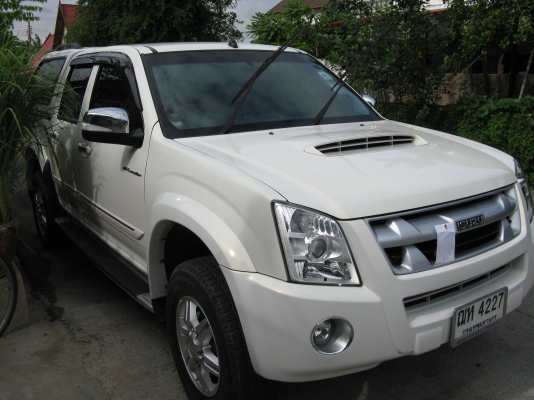 ขายD max ปี2009 มือเดียวออกห้าง ใช้น้อย เจ้าของขายเอง