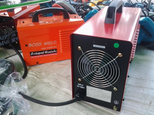 ขายตู้เชื่อมอินวอลเตอร์200-300แอมป์ชลบุรี
