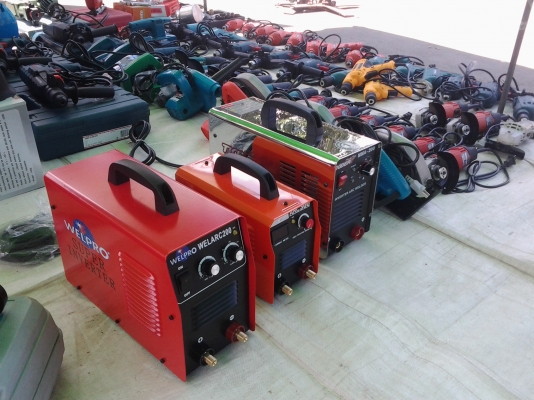 ขายตู้เชื่อมอินวอลเตอร์200-300แอมป์ชลบุรี