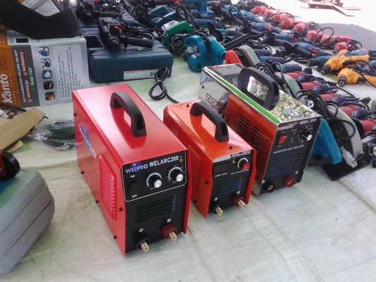 ขายตู้เชื่อมอินวอลเตอร์200-300แอมป์ชลบุรี